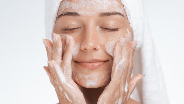 Skin Pro Care Anti-Aging Brightening Facial Cleanser 135ml